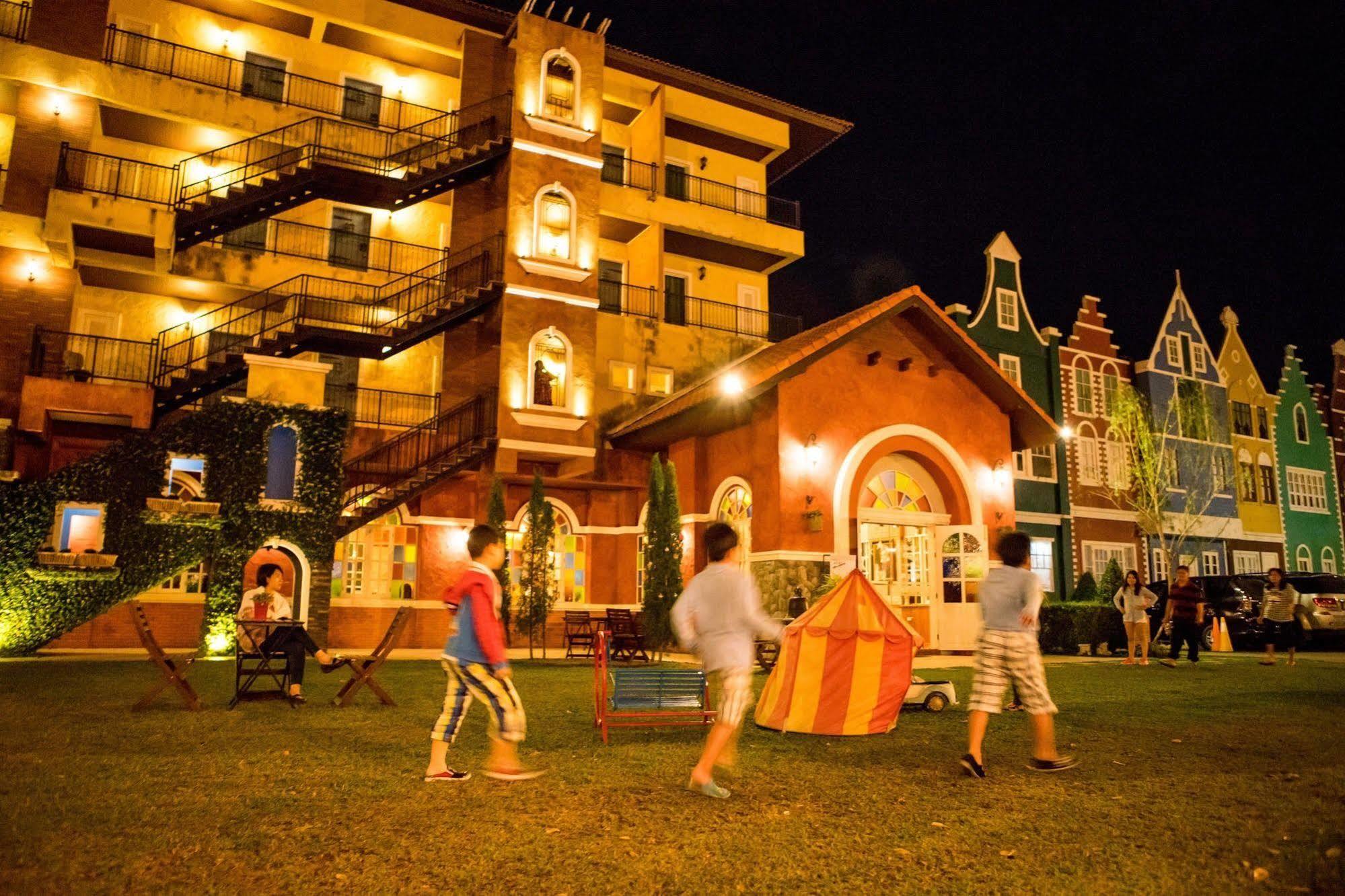 San Pareni Hotel Chiang Mai Dış mekan fotoğraf